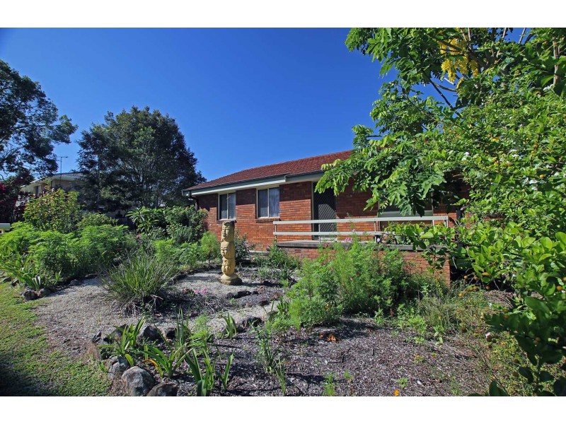 1 West Street, Wingham NSW 2429