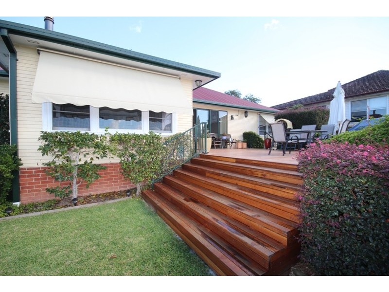 3 Lobban Road, Wingham NSW 2429