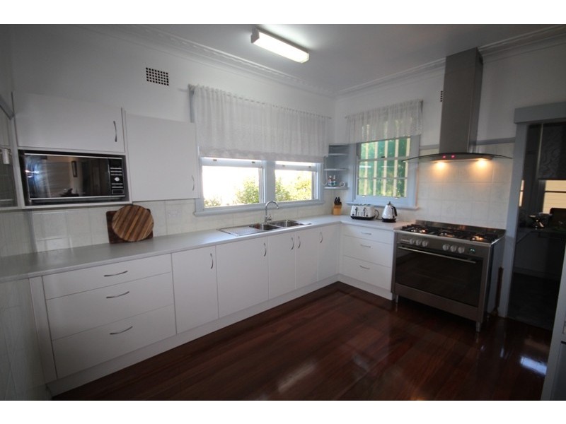 3 Lobban Road, Wingham NSW 2429