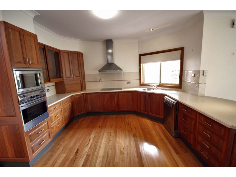 20A Crescent Avenue, Taree NSW 2430