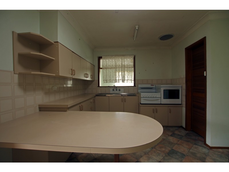 74 Murray Road, Wingham NSW 2429