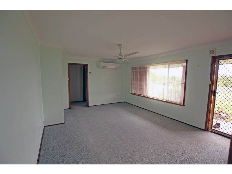 74 Murray Road, Wingham NSW 2429