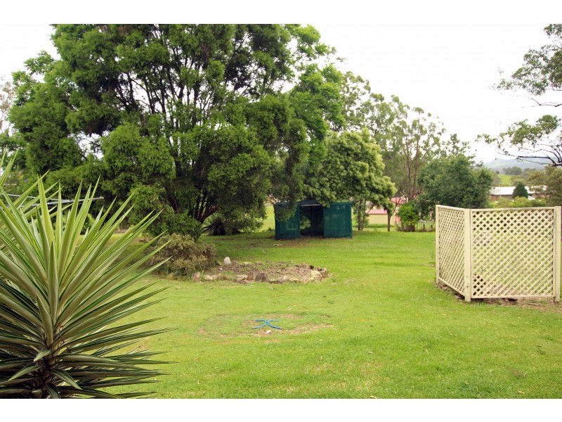 74 Murray Road, Wingham NSW 2429