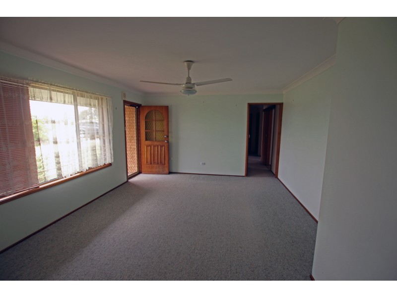 74 Murray Road, Wingham NSW 2429