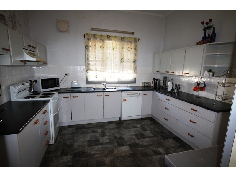 10 Flett Street, Taree NSW 2430