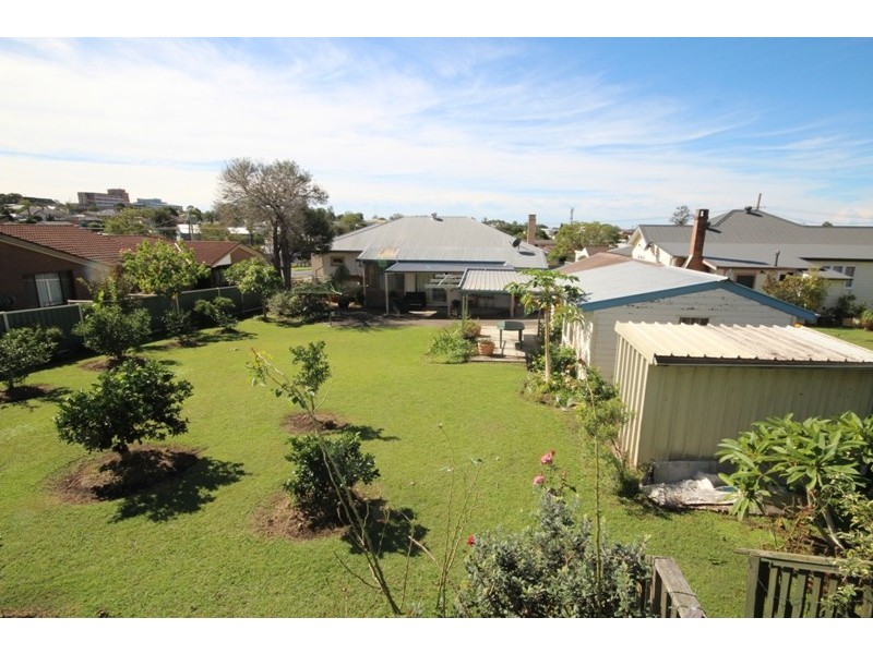 10 Flett Street, Taree NSW 2430