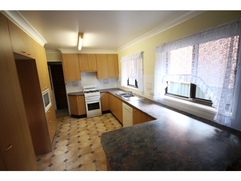 8 Mudford Street, Taree NSW 2430