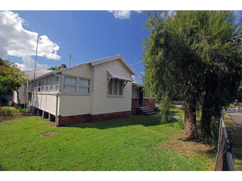 23 Florence Street, Taree NSW 2430