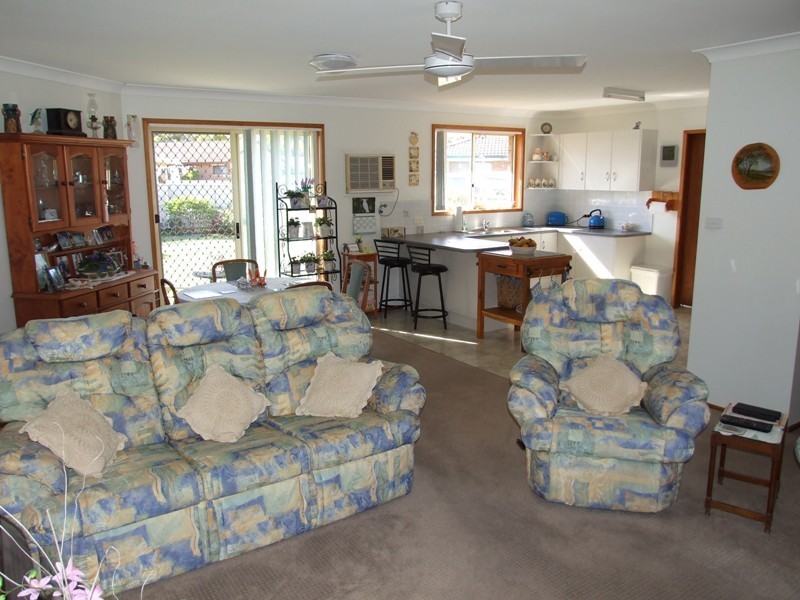 1/9 Bushland Drive, Taree NSW 2430