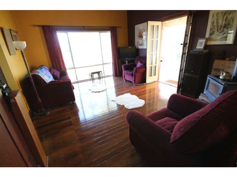 6 Lanark Place, Wingham NSW 2429