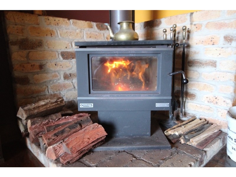 6 Lanark Place, Wingham NSW 2429