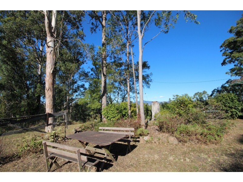 6 Lanark Place, Wingham NSW 2429