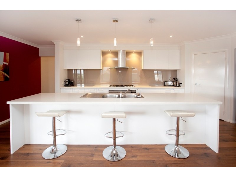 9 John Armstrong Close, Taree NSW 2430