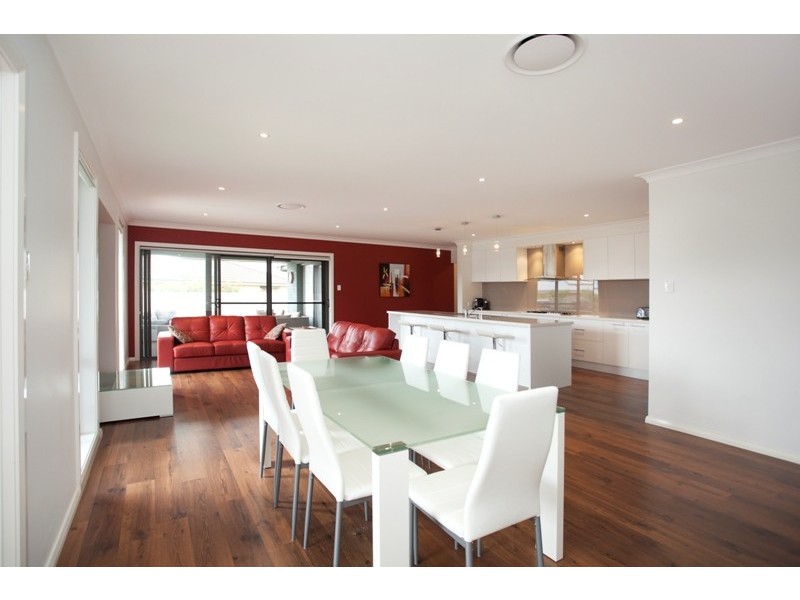 9 John Armstrong Close, Taree NSW 2430