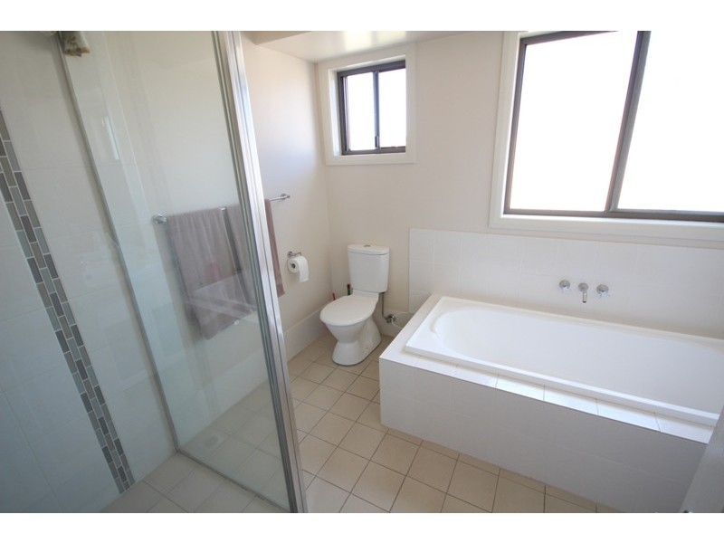 4 Treetops Parade, Wingham NSW 2429
