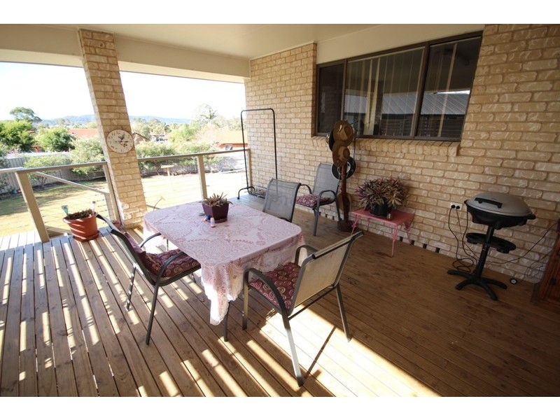 4 Treetops Parade, Wingham NSW 2429