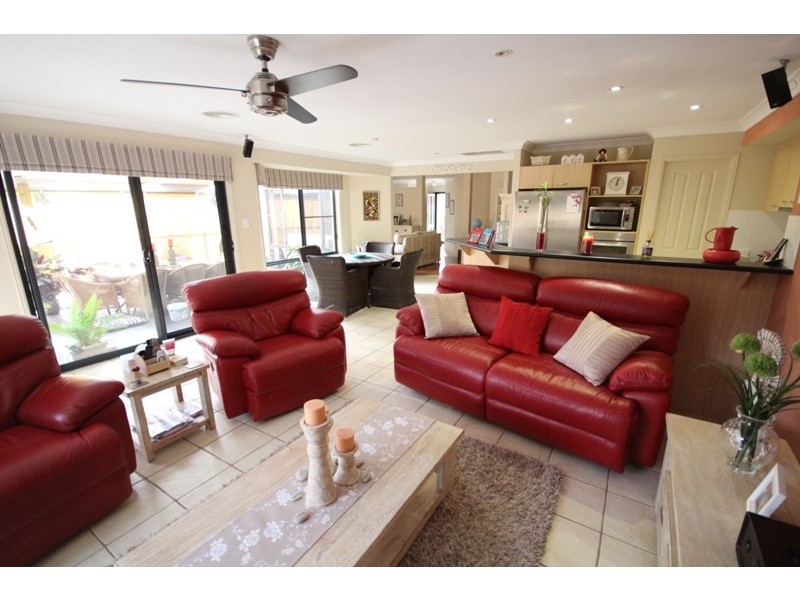 48 Killawarra Drive, Taree NSW 2430