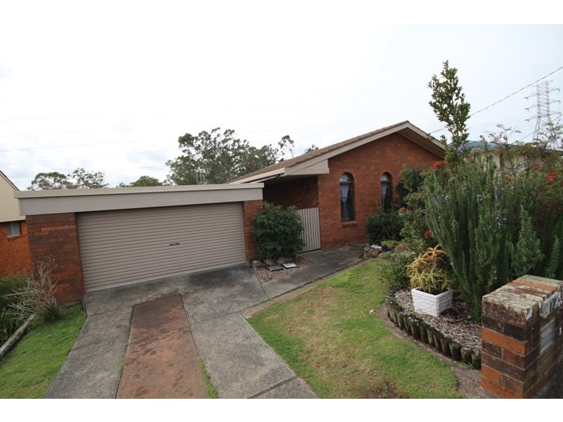 17 Dugdale Avenue, Taree NSW 2430