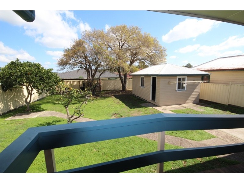 33 Edinburgh Drive, Taree NSW 2430