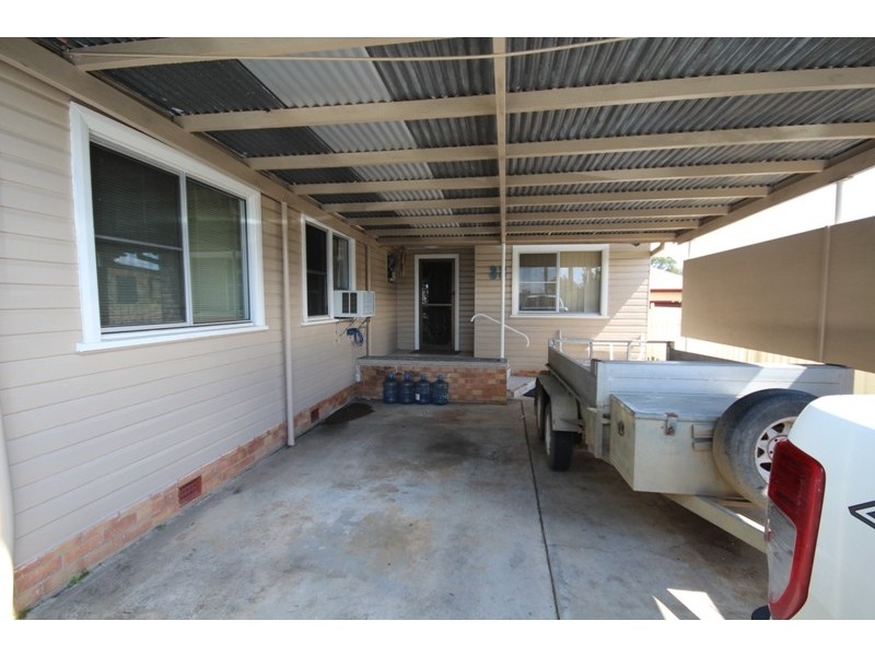 33 Edinburgh Drive, Taree NSW 2430