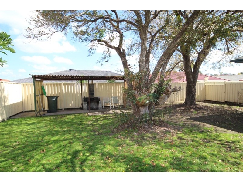 33 Edinburgh Drive, Taree NSW 2430