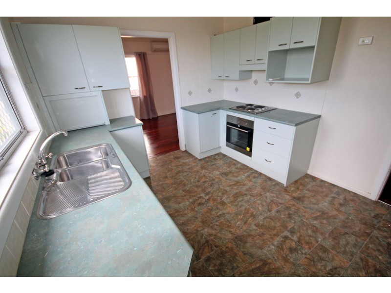 13 Wingham Road, Taree NSW 2430