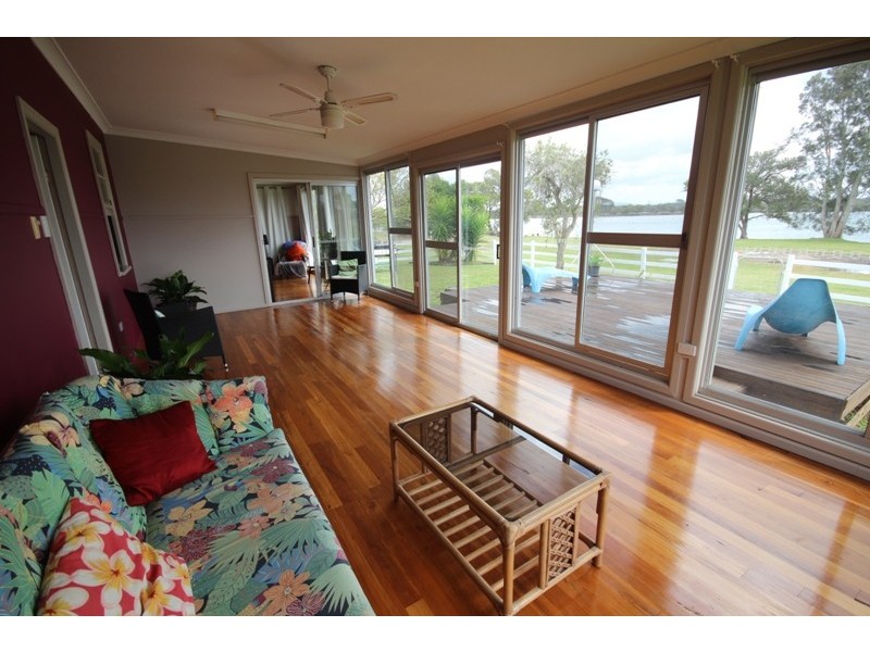 1583 Manning Point Road, Mitchells Island NSW 2430