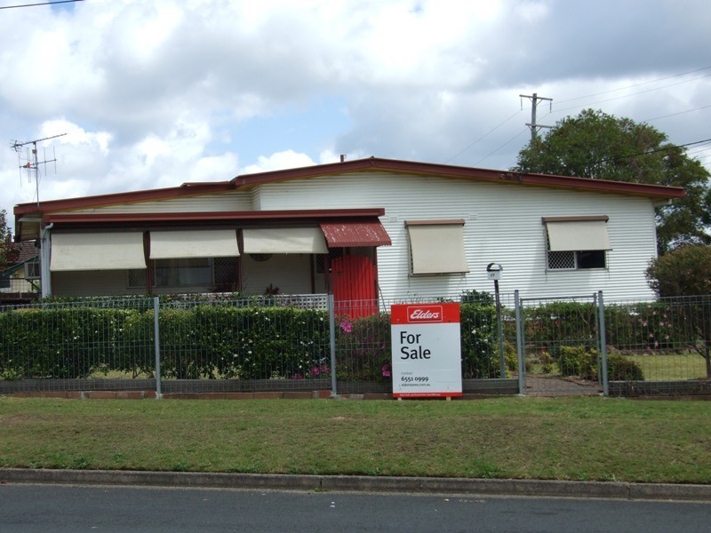 28 Kanangra Drive, Taree NSW 2430