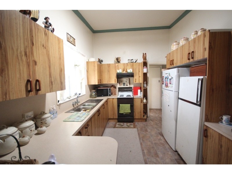 28 Kanangra Drive, Taree NSW 2430