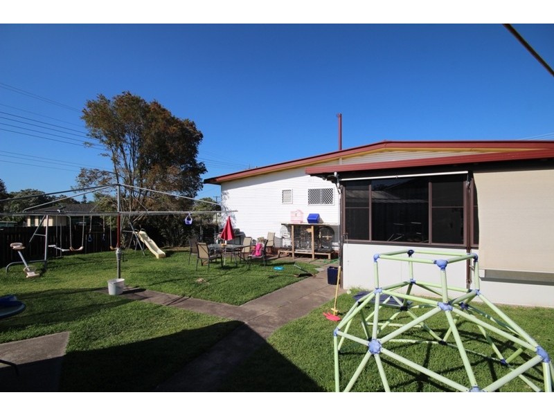 28 Kanangra Drive, Taree NSW 2430