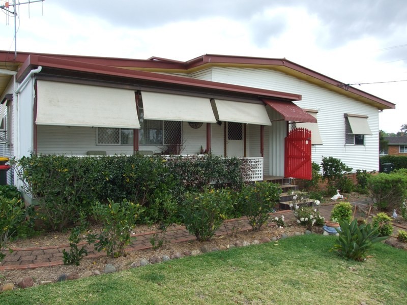 28 Kanangra Drive, Taree NSW 2430