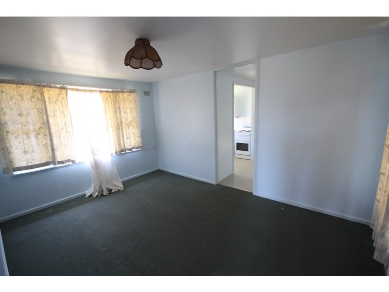 6 Warrina Close, Taree NSW 2430