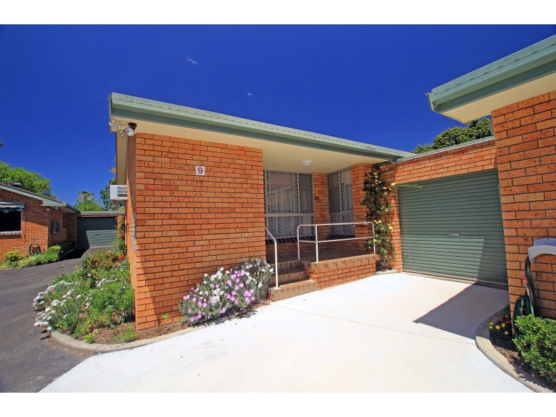 9/16 Spence Street, Taree NSW 2430