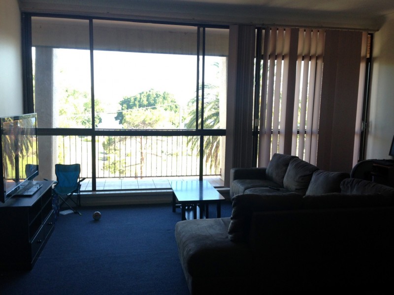 1/219 Victoria Street, Taree NSW 2430