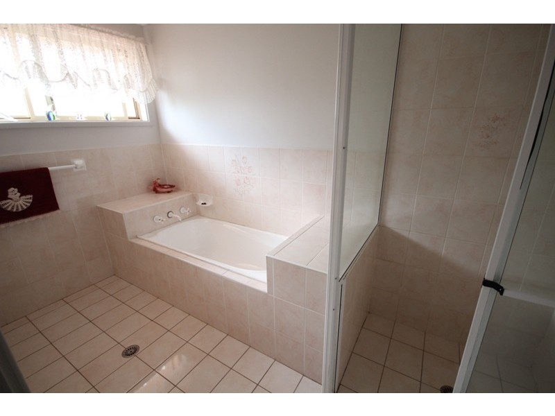 1 Gunbar Road, Taree NSW 2430