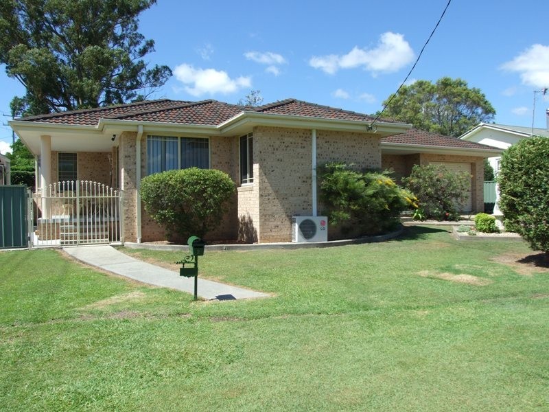 2 Burri Street, Taree NSW 2430