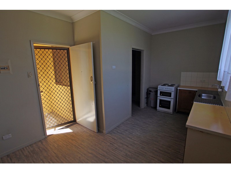 3/90 High Street, Taree NSW 2430