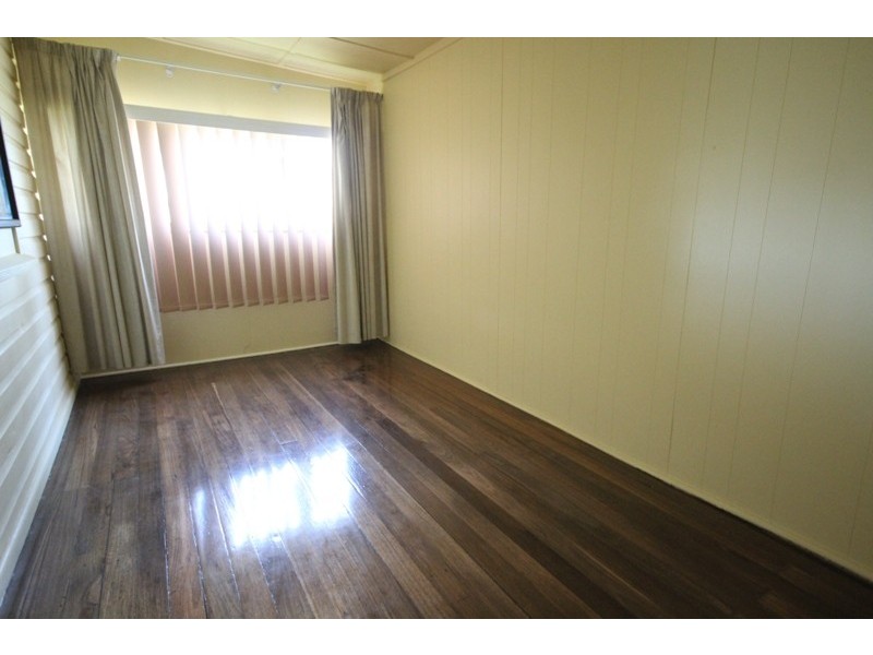 7 High Street, Taree NSW 2430