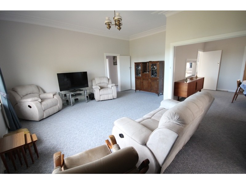 2 Nelson Street, Taree NSW 2430