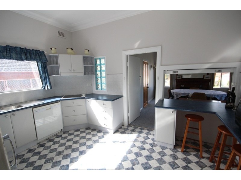 2 Nelson Street, Taree NSW 2430