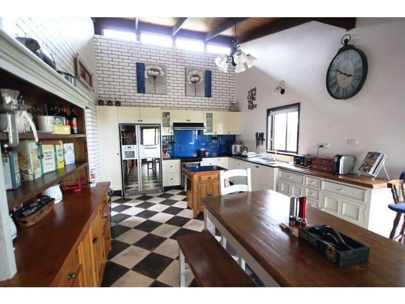 8 Seaview Close, Rainbow Flat NSW 2430