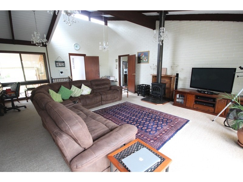 8 Seaview Close, Rainbow Flat NSW 2430