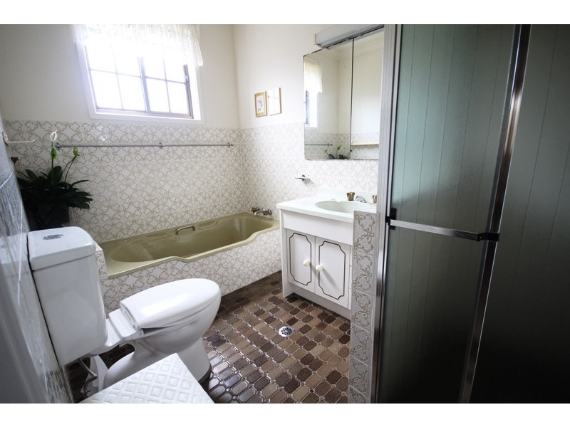 2 Japonica Road, Taree NSW 2430