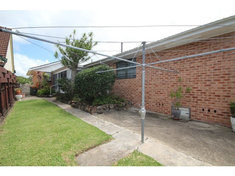 2 Japonica Road, Taree NSW 2430