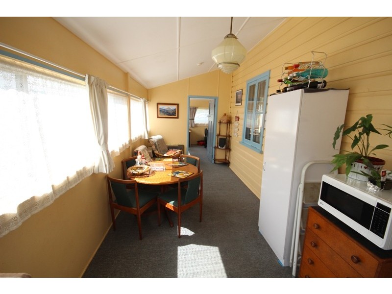 11 Eric Street, Taree NSW 2430