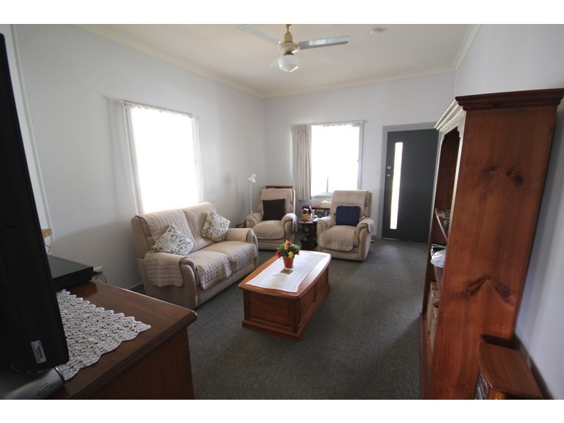 11 Eric Street, Taree NSW 2430