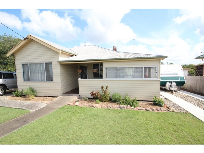 11 Eric Street, Taree NSW 2430