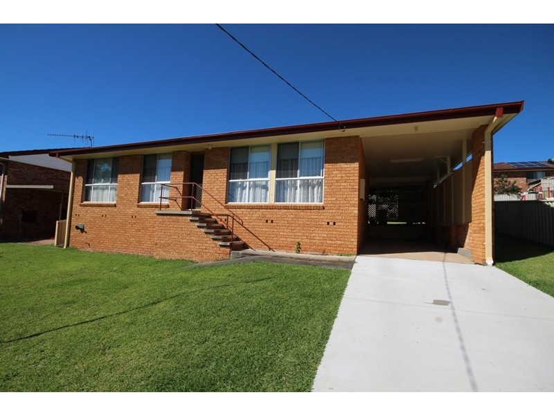 12 Peveril Street, Tinonee NSW 2430