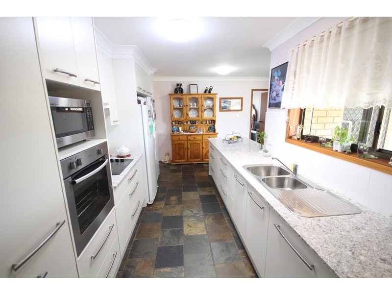 2 Flinders Street, Taree NSW 2430