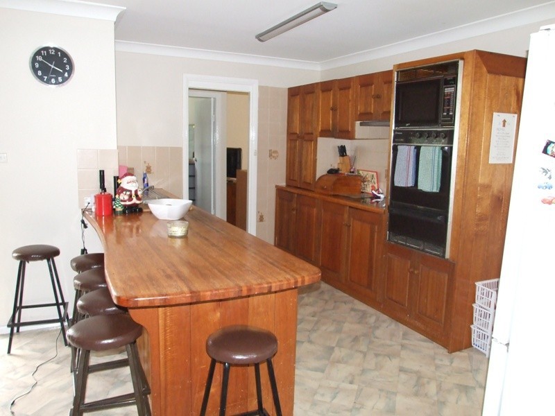 16 Rosewood Crescent, Taree NSW 2430